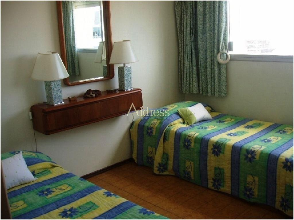 Apartamento en Peninsula, 3 dormitorios *
