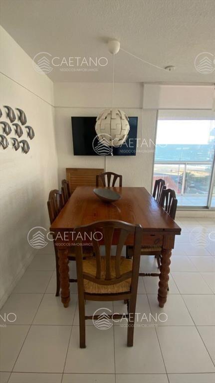 Apartamento en Peninsula, alquiler 2 dormitorios con vista