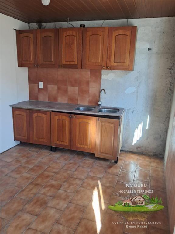 Alquilo Amplio monoambiente en la Unión