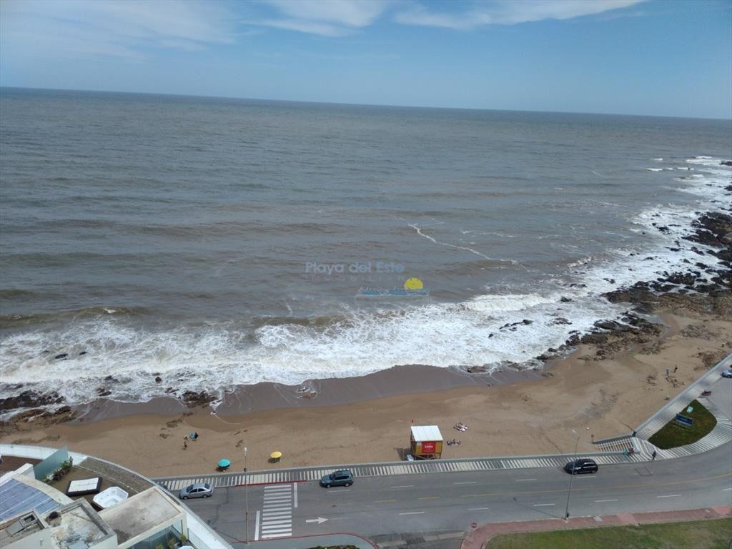 apartamento en zona de Peninsula  con hermosa a