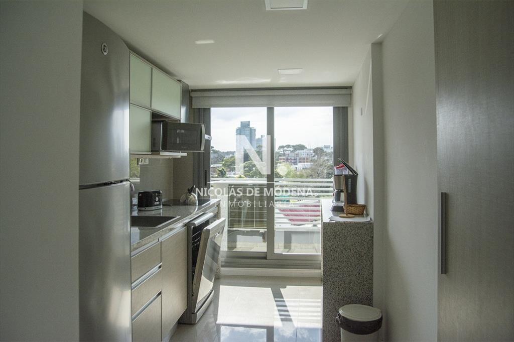 Departamento de 2 dormitorios en venta en torre moderna a m