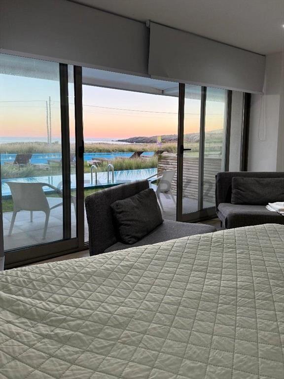 Apartamentos vista al mar, piscina privada, Playa las gr...