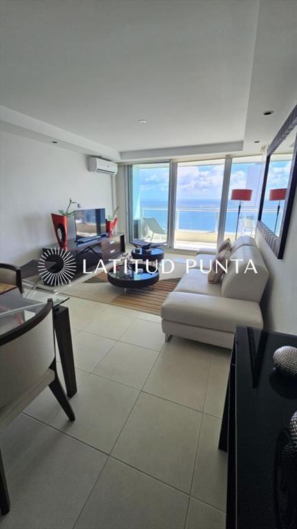 Piso alto en Season, 2 suites