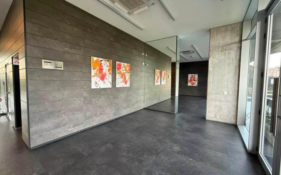 Apartamento en Malvin | Un dormitorio, frente al Plaza Ital