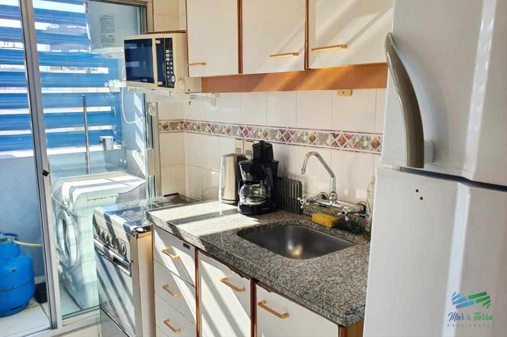 APARTAMENTO FRENTE AL MAR, EN VENTA. CON TERRAZA PRIVADA, E