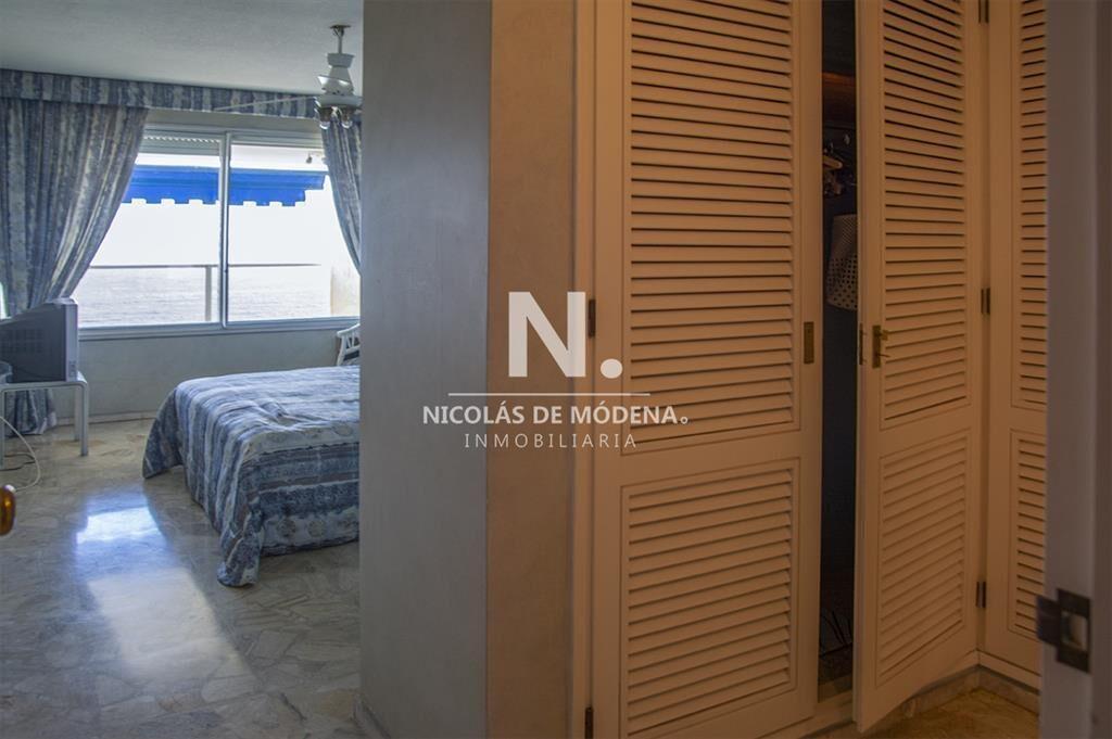 Departamento en venta frente a Playa Mansa en