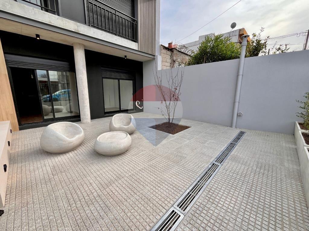 VENTA APARTAMENTO UN DORMITORIO Y PATIO EN BUCEO
