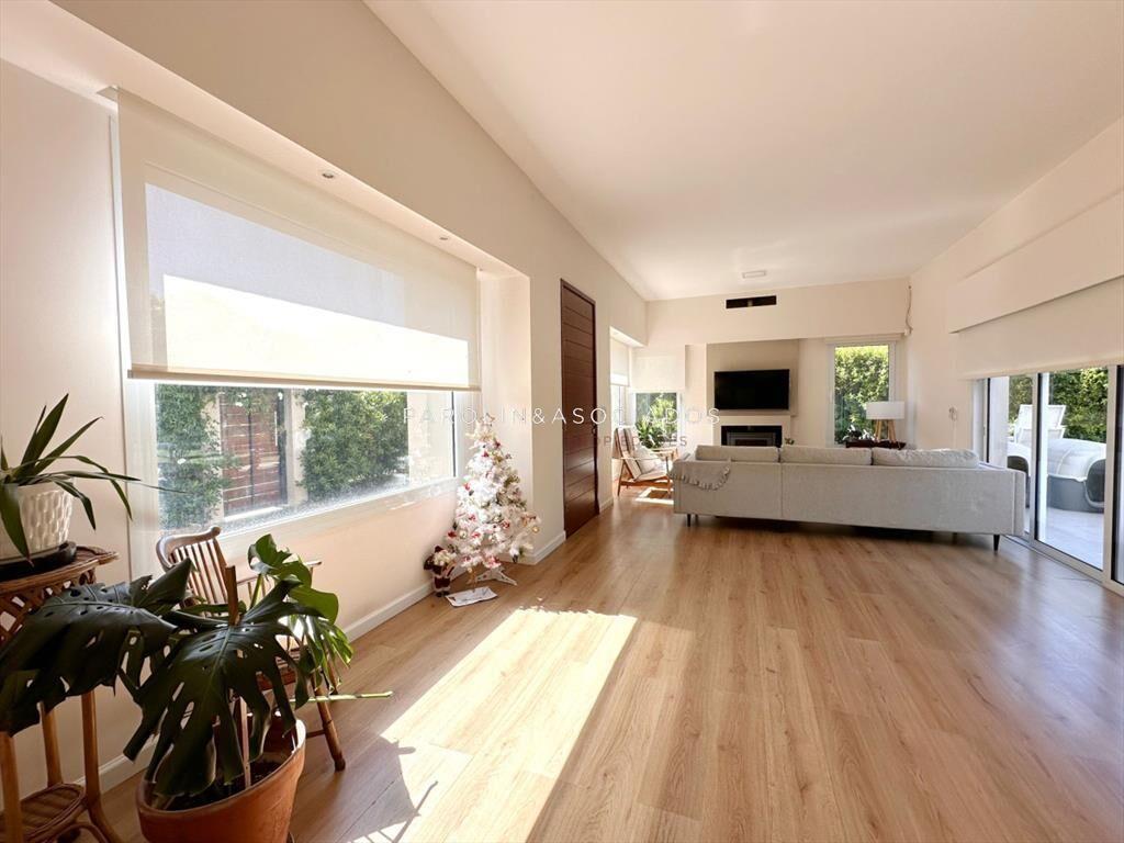 Casa En Venta de 4 Dormitorios En Jardines De Cordoba, Punt