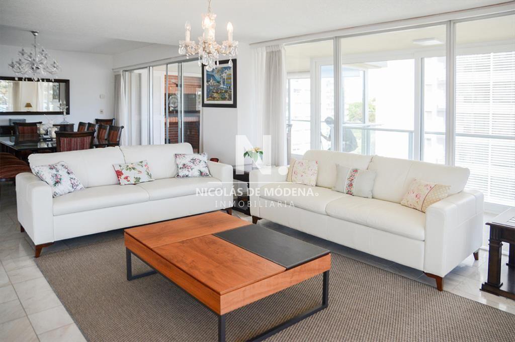 Espectacular departamento en venta frente al mar,