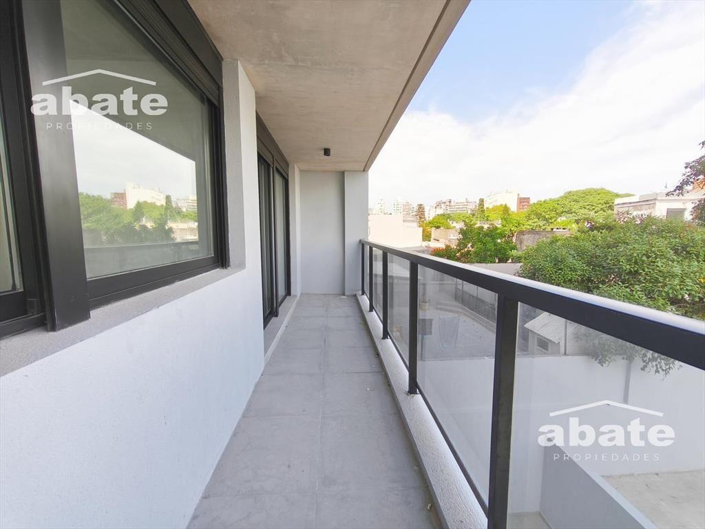 Alquiler de Apartamento de dos Dormitorios y dos Baños en P