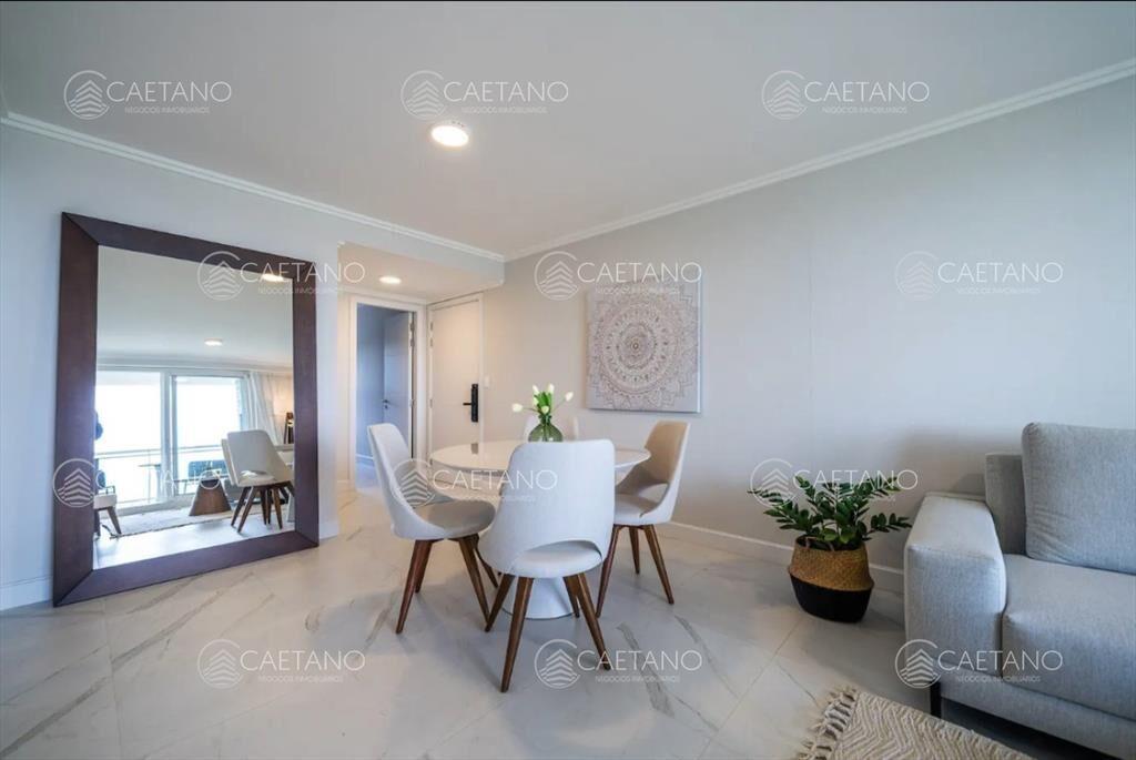 Apartamento en Alquiler de 2 dormitorio frente al