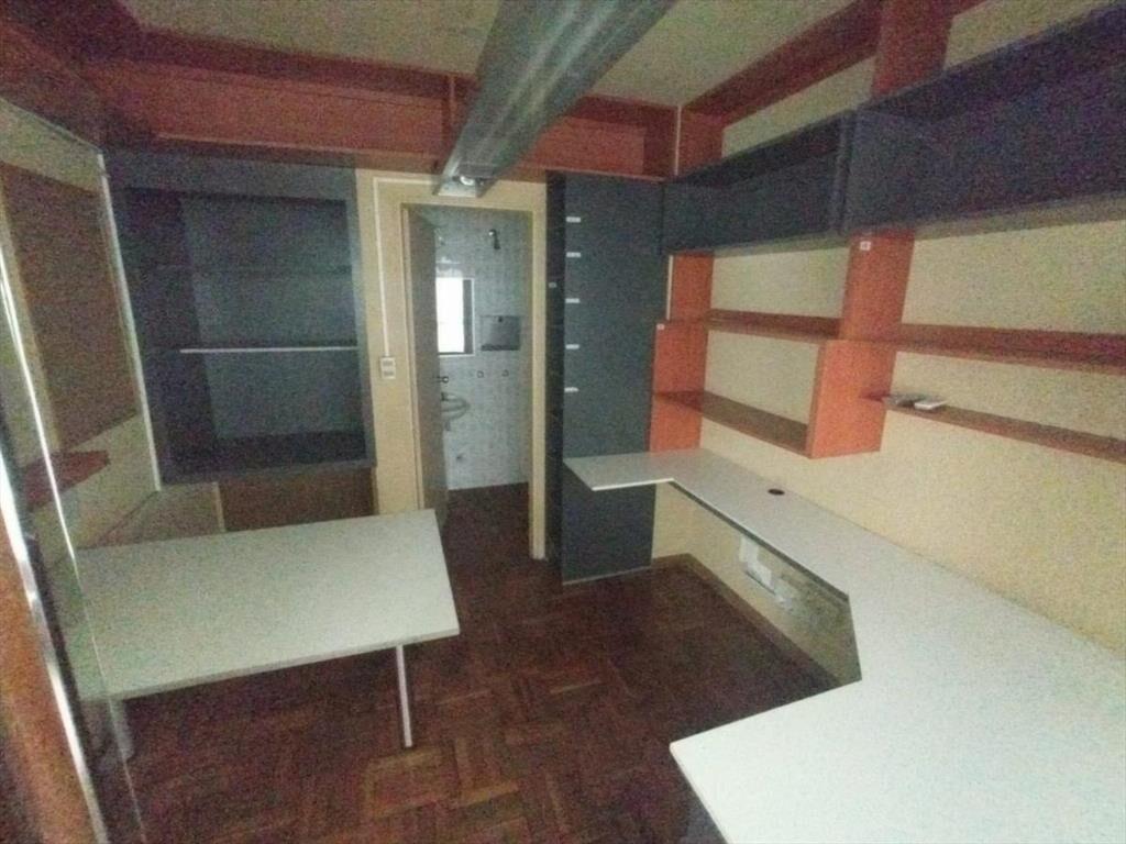 oficina- Plaza Independencia , 600 m2 , gge x1, vista a tre