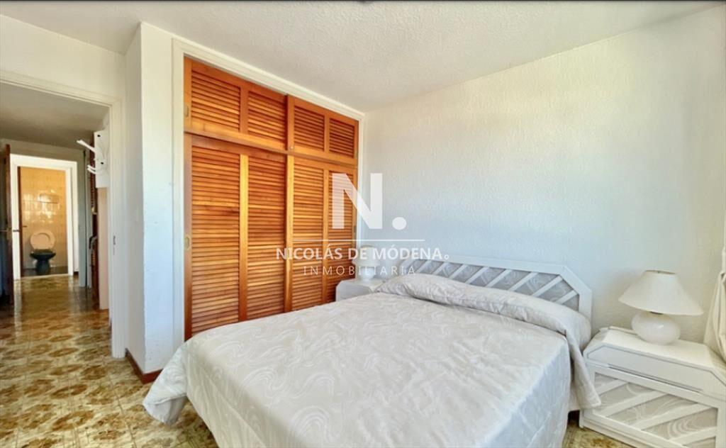 Vende Apartamento de 2 dormitorios en Punta del