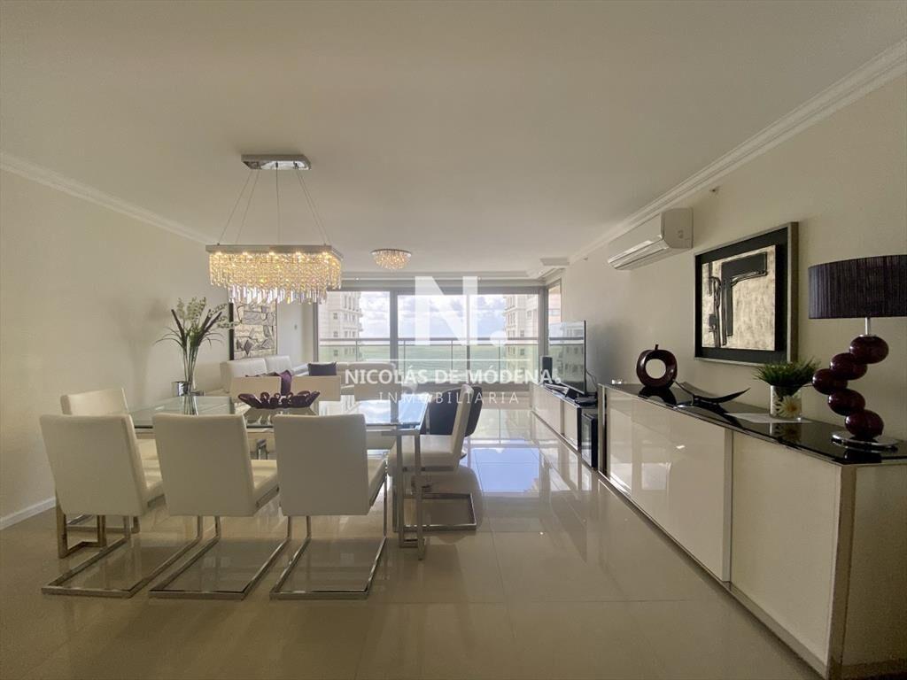 Vende apartamento ideal en Brava con vista al mar