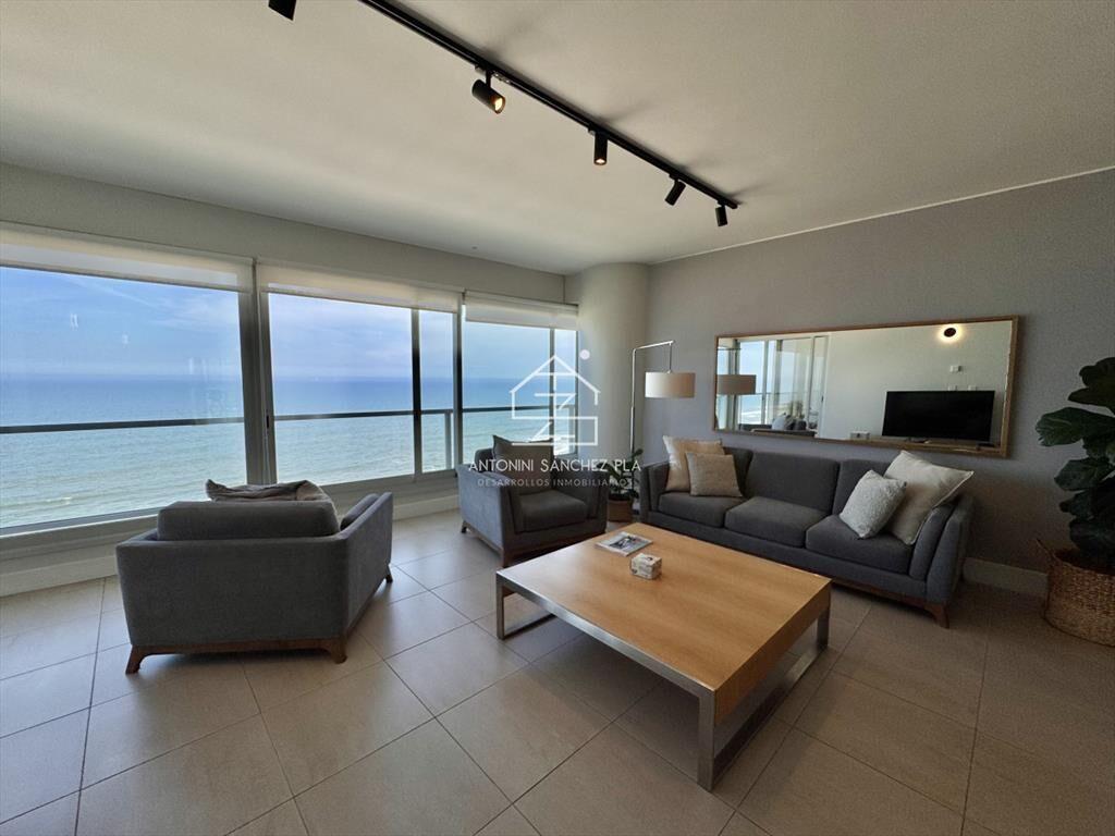 Venta Apartamento 2 dormitorios y servicio Le Del