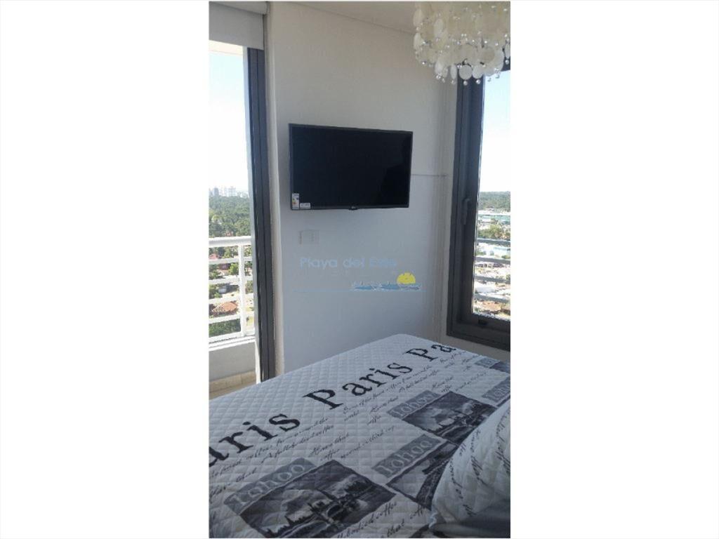 Apartamento en , 3 dormitorios *
