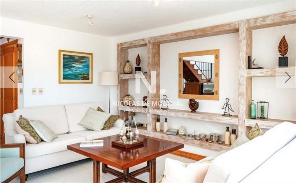 Espectacular penthouse de 4 dormitorios frente al
