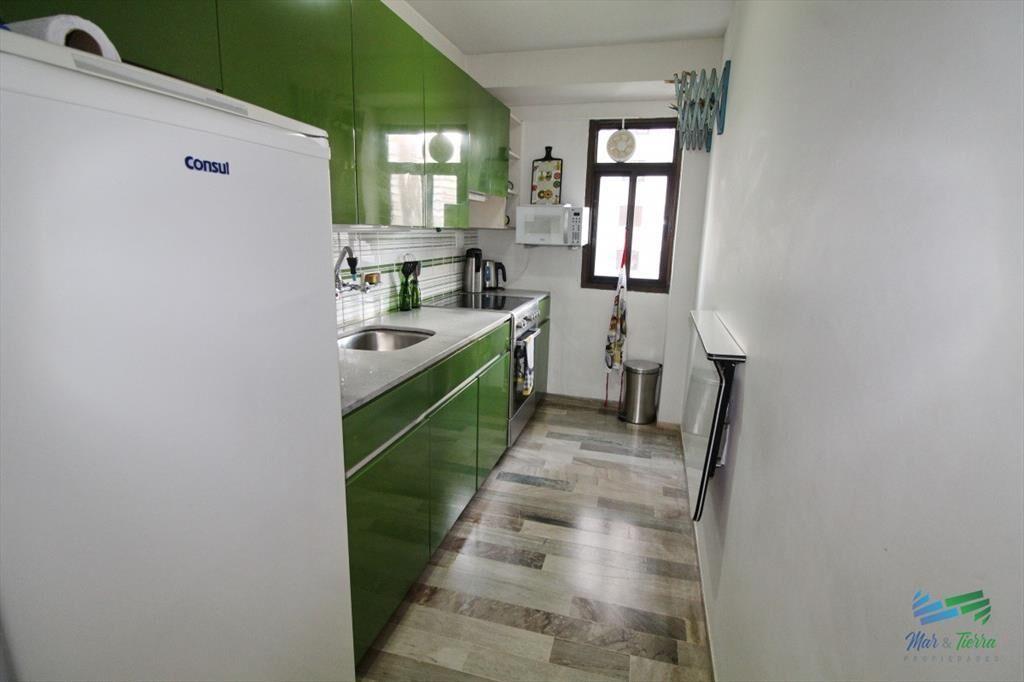 Muy  lindo apartamento ubicado sobre playa brava,