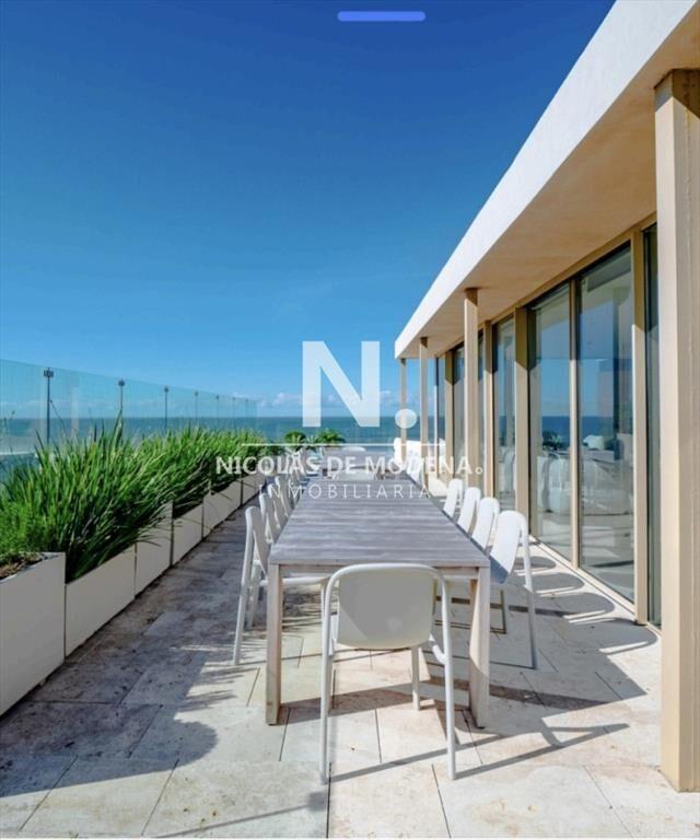 Venta de apartamento de 683m2, 4 dormitorios en