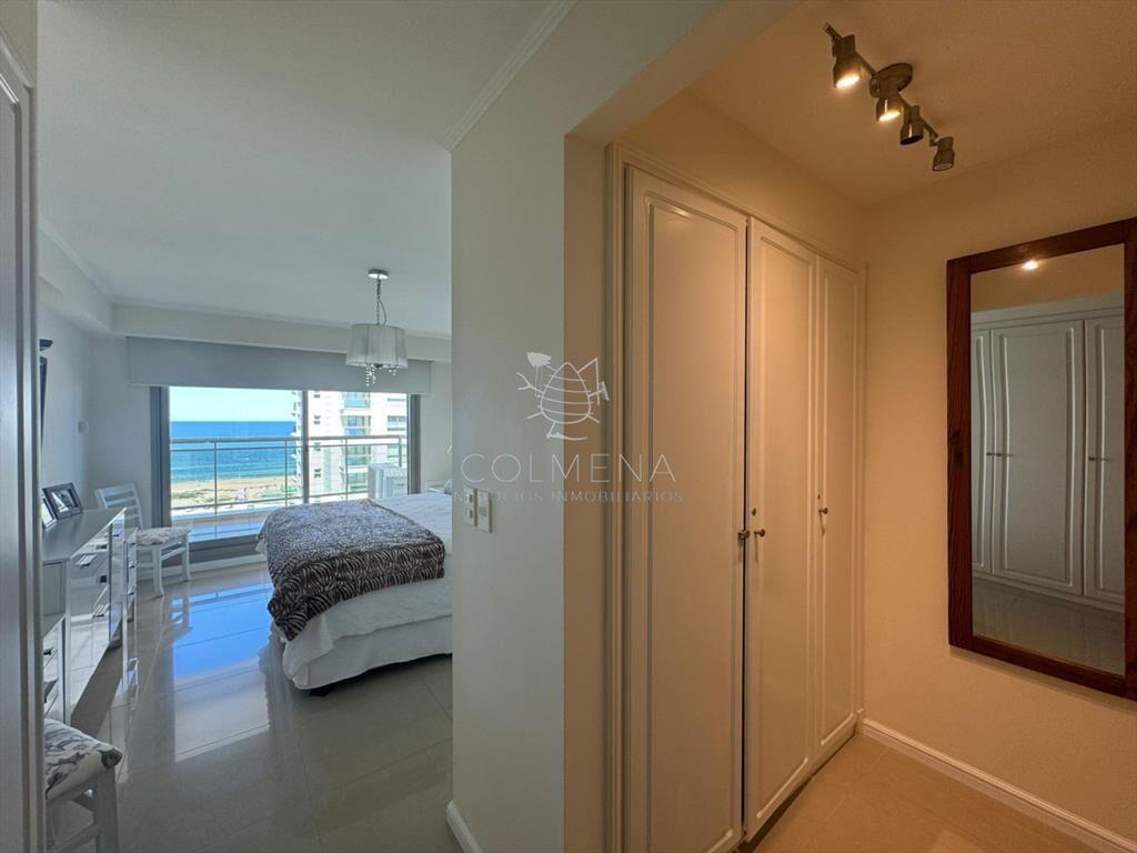Apartamento en Brava, 3 dormitorios *