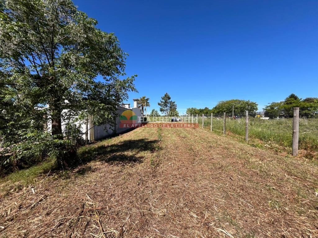 Terreno en Las Piedras, 380 m2, nivelado, a 2 de