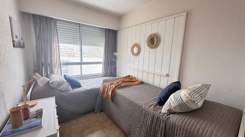 Apartamento en alquiler - Peninsula cerca playa y