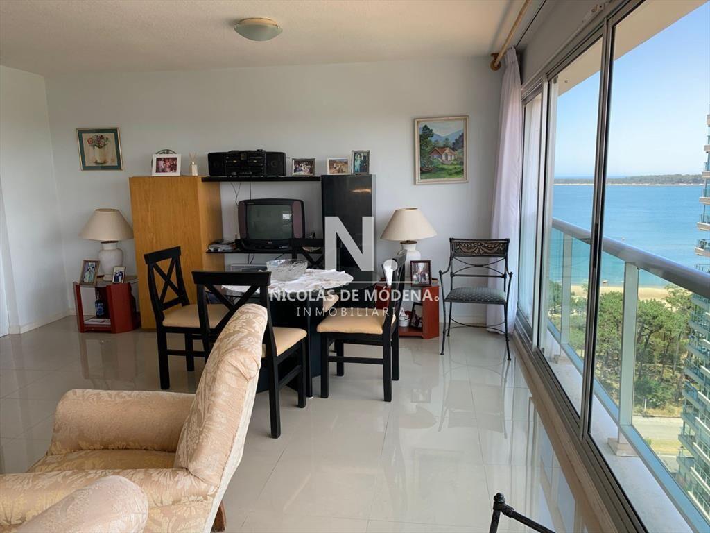 Apartamento de 2 dormitorios