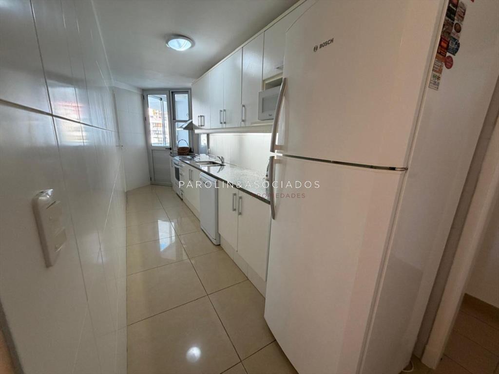 Apartamento en venta de 3 dormitorios en Brava,