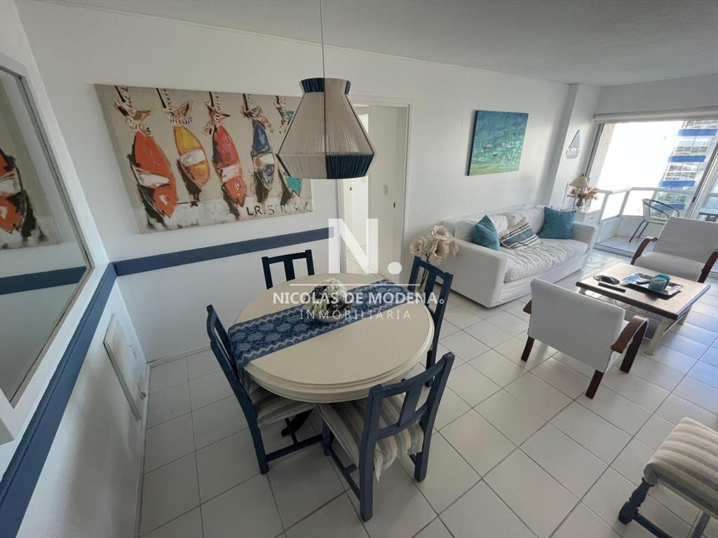 Apartamento en Alquiler de 2 dormitorios en Torre