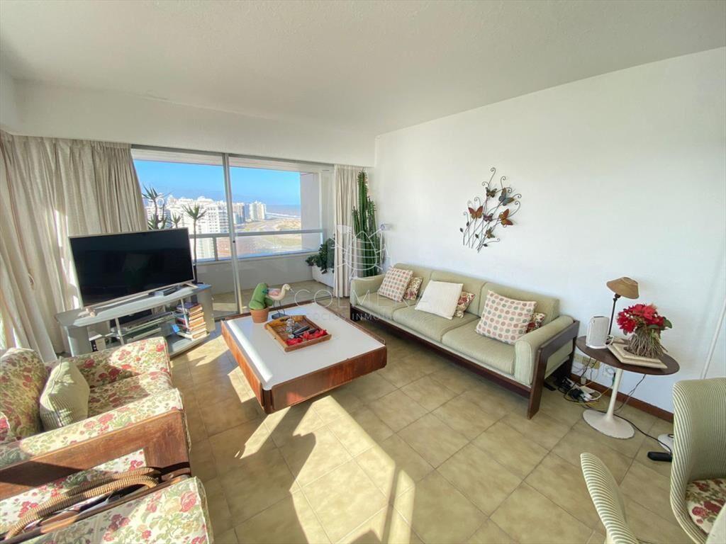Apto en Torre Gattas -3 dor, 3 Baños, Balcón a