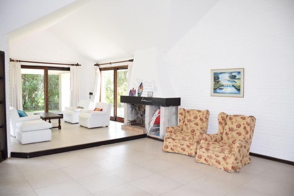 Casa en Roosevelt, 3 dormitorios