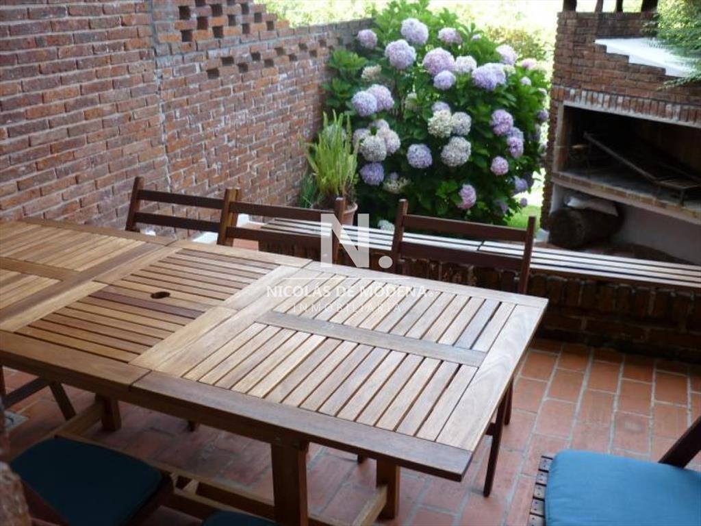 Muy linda casa de 3 dormitorios en Mansa