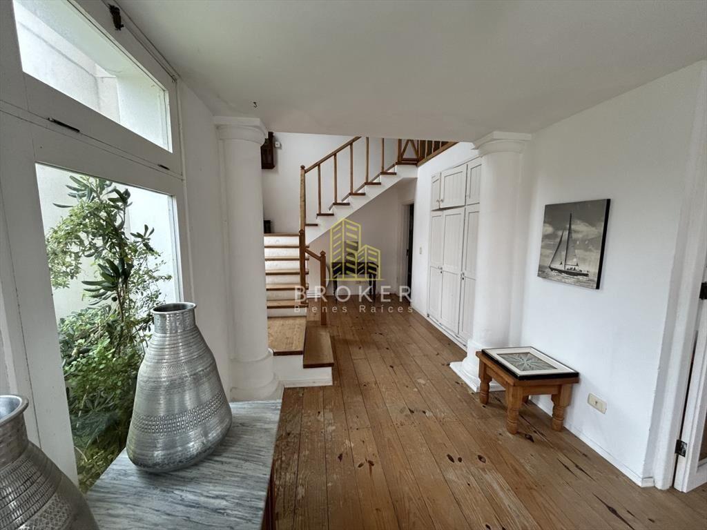 Venta y alquiler de gran casa en Montoya. Punta