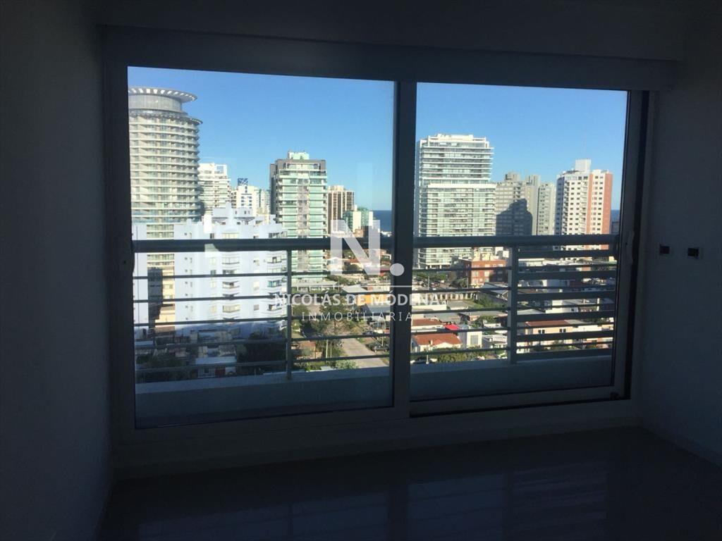 Departamento en venta, 3 dormitorios.