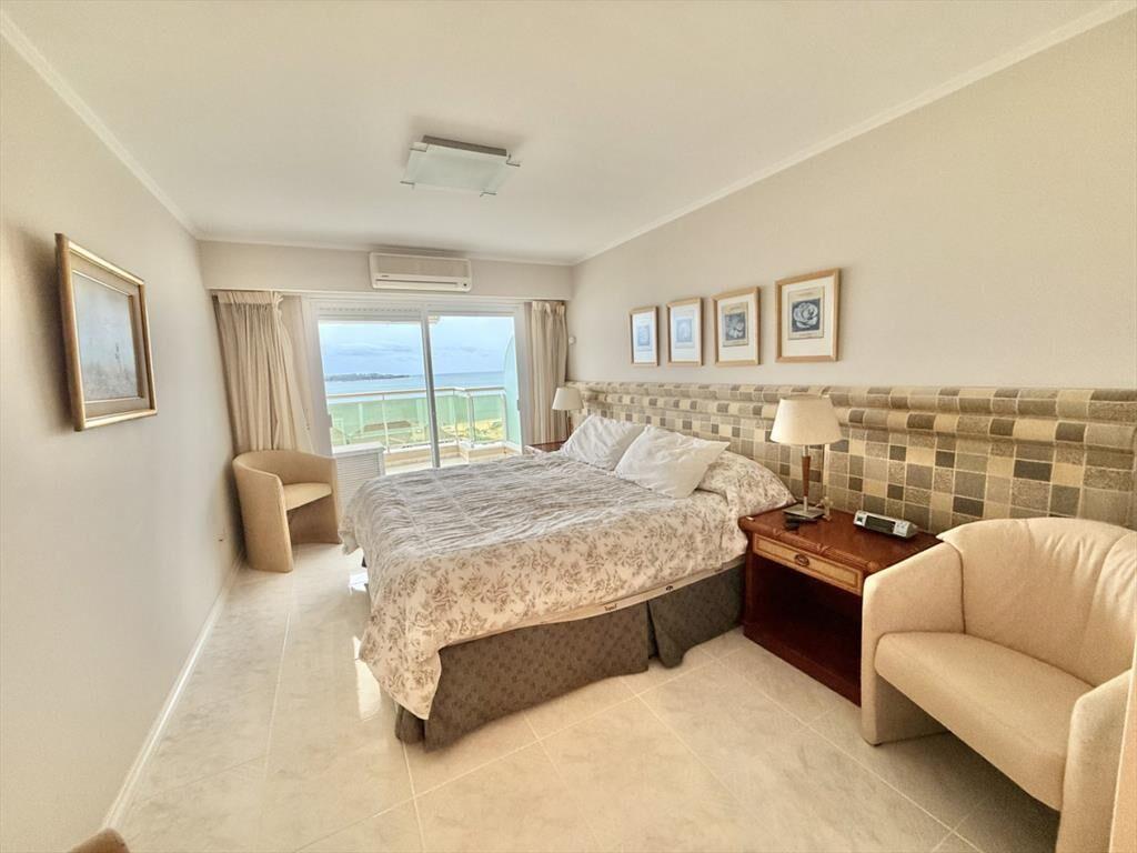 APARTAMENTO EN VENTA 3 DORMITORIOS - CORAL TOWER
