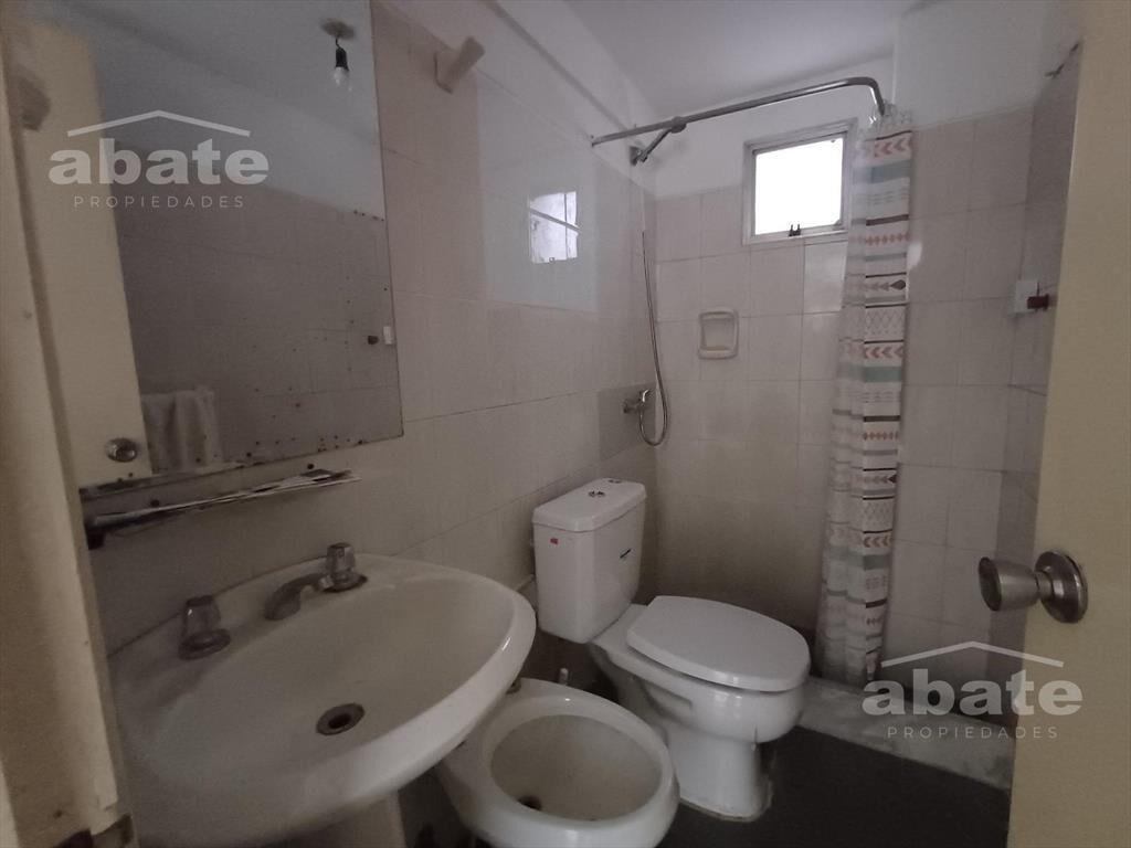 Venta de Apartamento de 2 dormitorios con garage en Cordón,