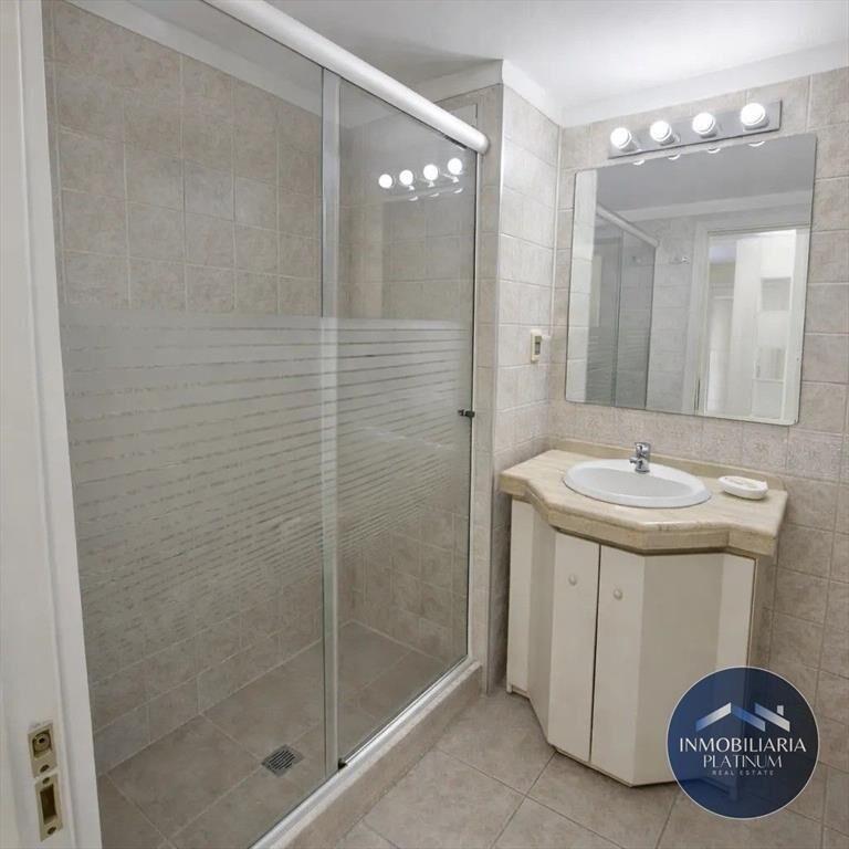 Apartamento en Alquiler de 1 Dormitorio en Tres Cruces