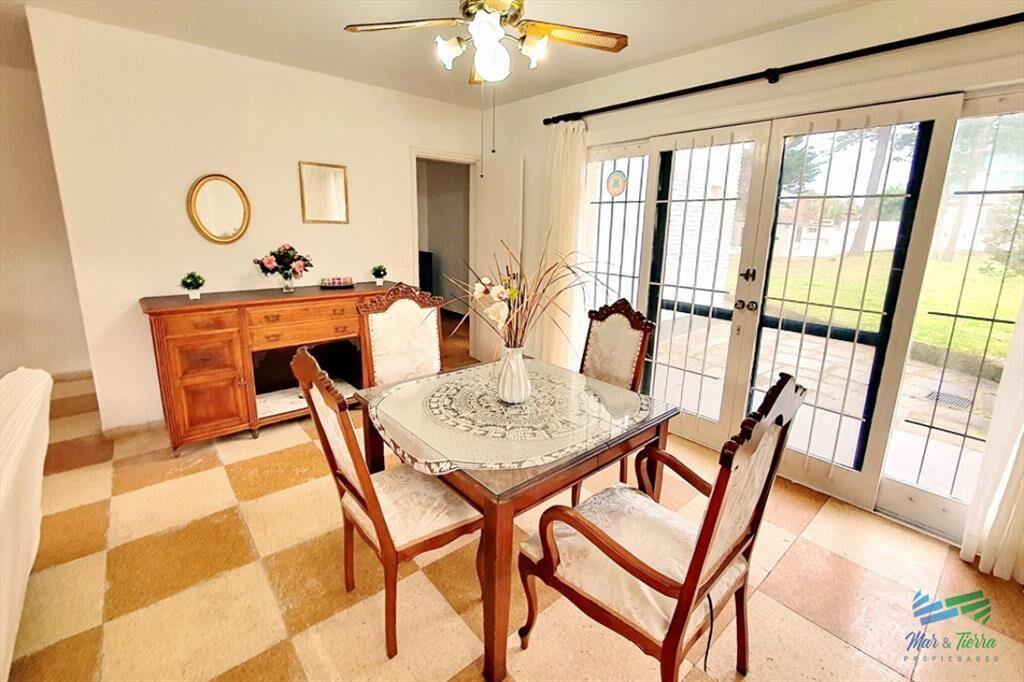 Vendo casa 4 dormitorios en zona Shopping, Punta