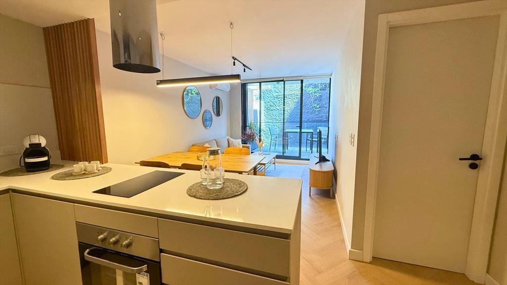 Venta Apartamento Buceo 2 dormitorios 2 baños garaje a estr