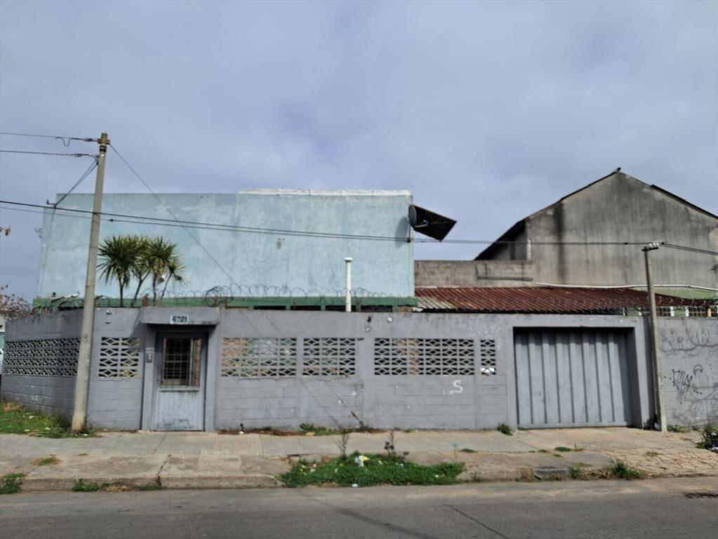 Excelente local industrial y/o depósito mas oficinas.