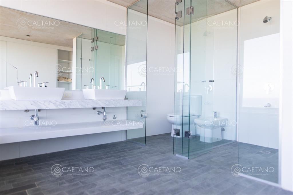 Venta apartamento 3 dormitorios Punta Ballena