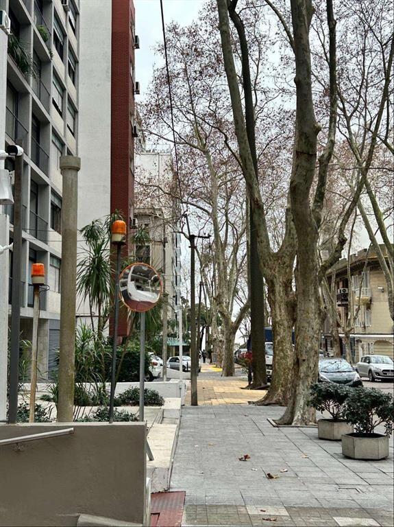 Plaza Gomensoro - Jaime Zudáñez 1 dormitorio 102m totales.