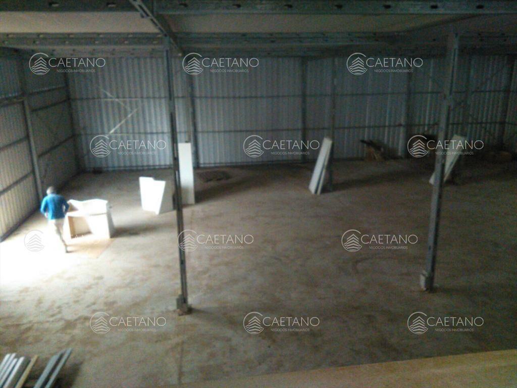 Excelente galpon con oficinas, 600 m2, en