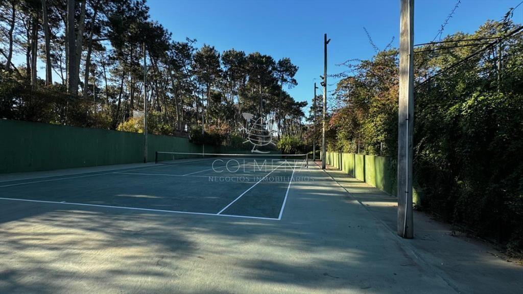 Vende oportunidad de inversión en Pinares, Punta