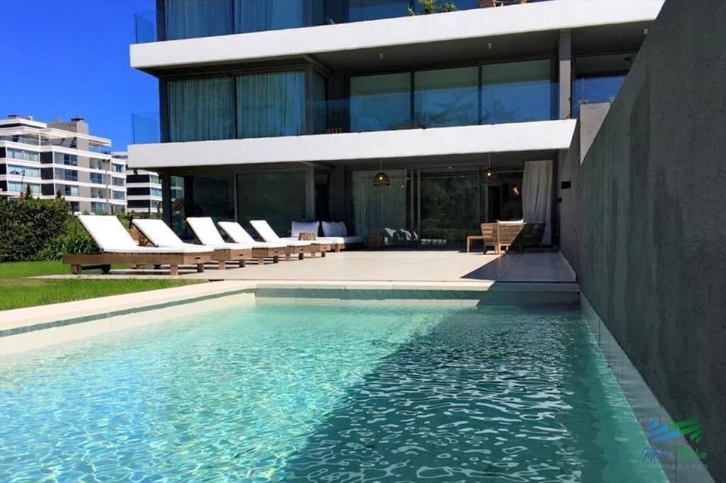 DEPARTAMENTO CON PISCINA PROPIA EN VENTA, 3 EN