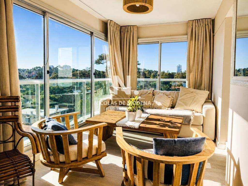 2 Bedroom Apartment for Sale in Playa Mansa - del