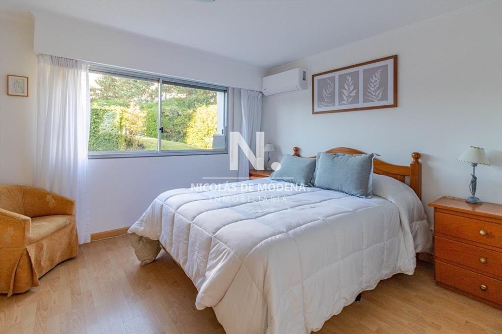 Amplio apartamento de 3 dormitorios en Aidy Punta