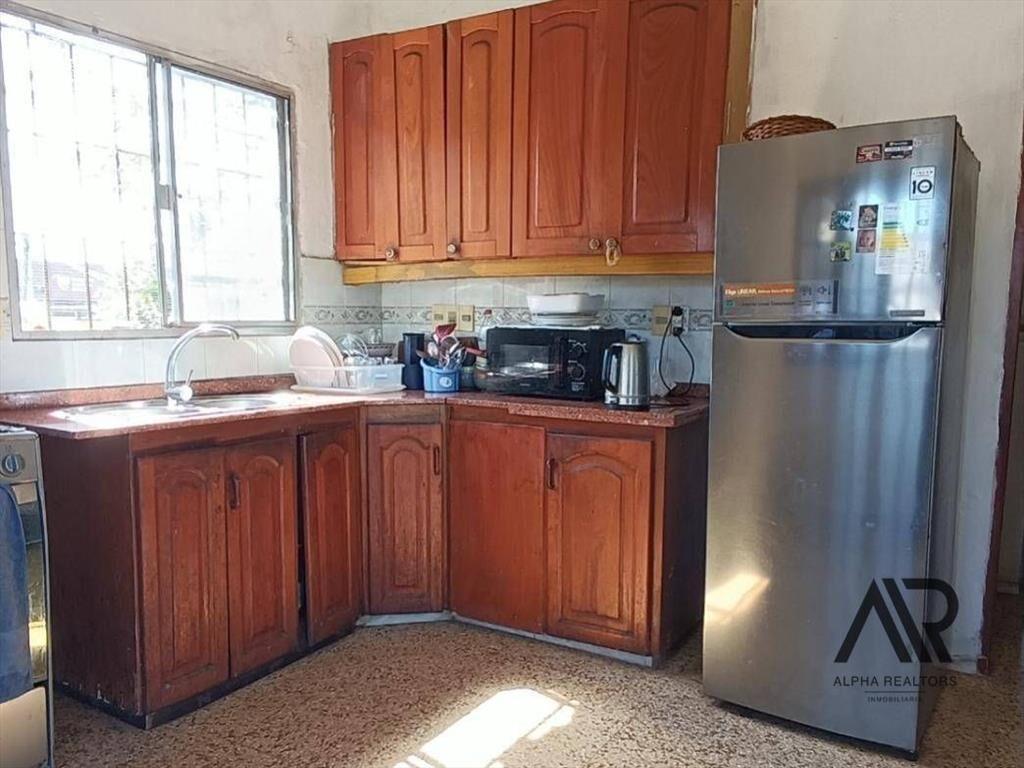Casa En Venta Con 1000 M2 Totales En Carrasco Norte