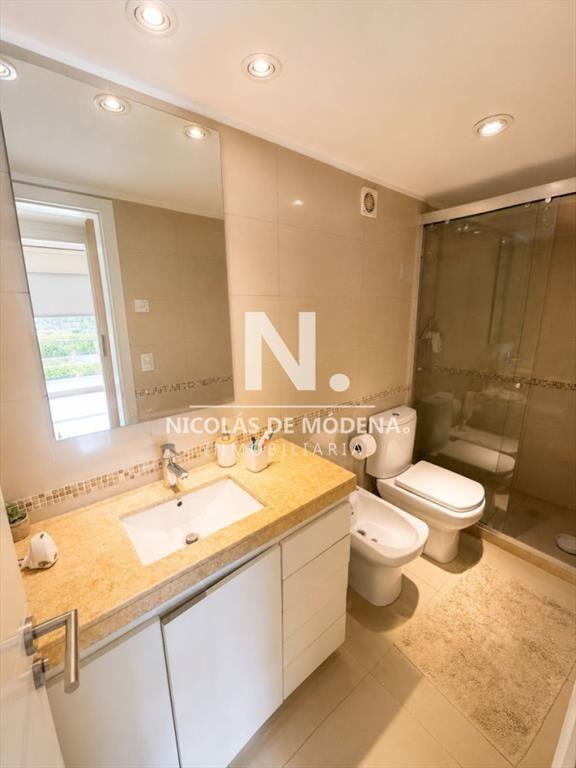 Excelente apartamento en venta en Punta del Este.