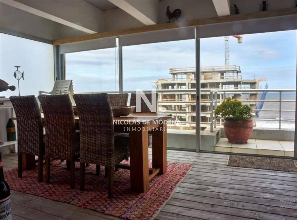 Venta Apartamento Penthouse, 2 Dormitorios, Punta